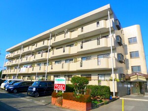 リヴェ－ルマンション外観写真