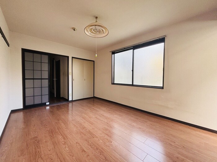 物件内観写真7　(居室)