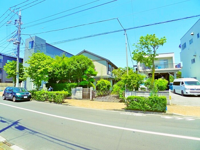 物件外観写真3　(周辺環境)