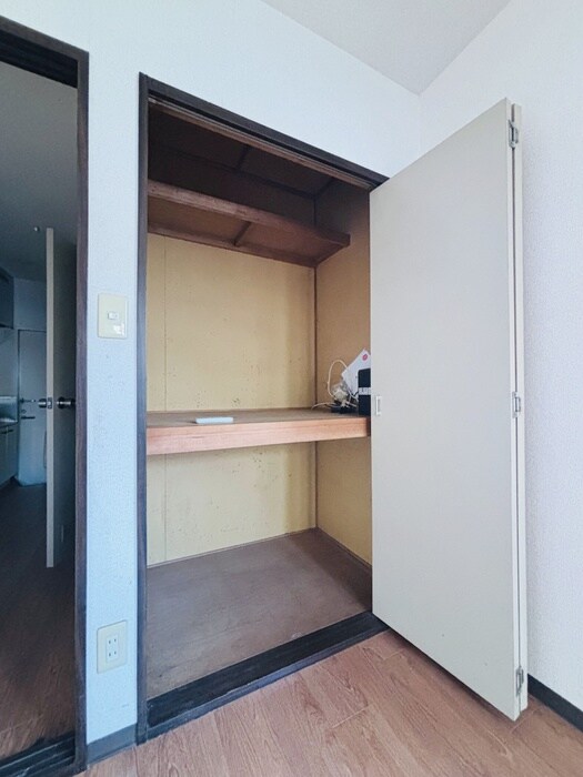 物件内観写真11　(収納)