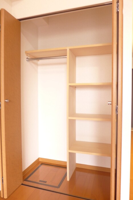 物件内観写真8　(収納)