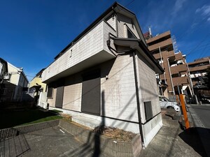 谷塚仲町貸家外観写真