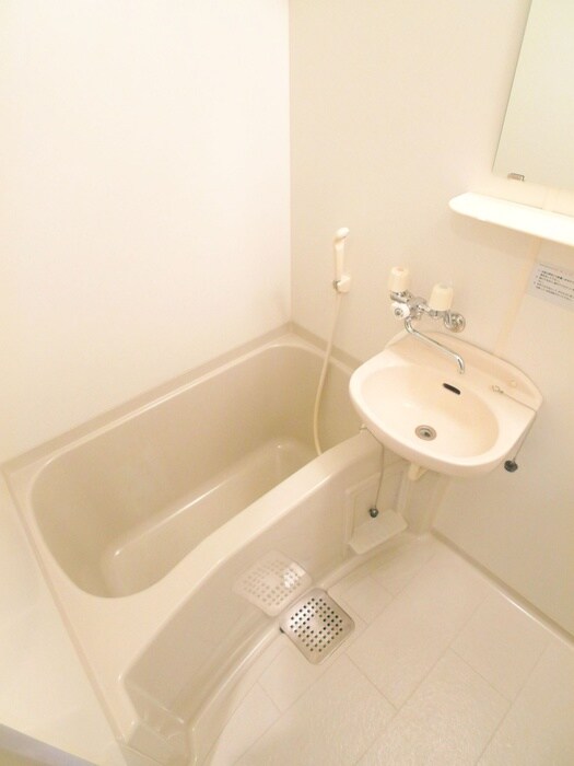 物件内観写真9　(バス／シャワールーム等)