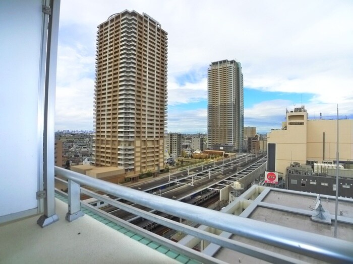 物件内観写真22　(室内からの展望)