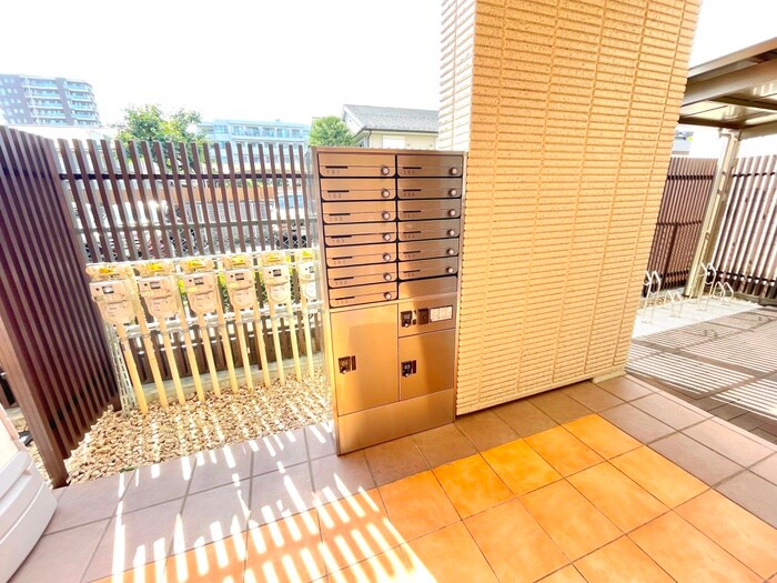 物件外観写真6　(建物設備)