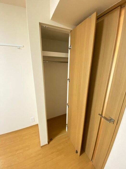 物件内観写真11　(収納)
