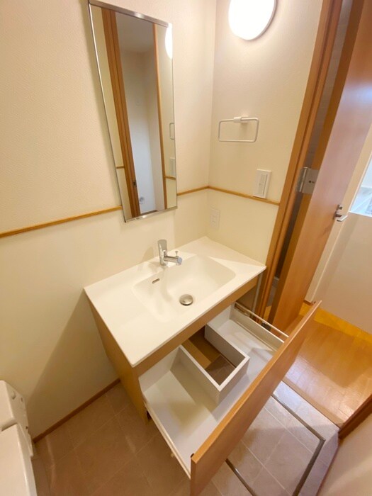 物件内観写真13　(洗面)