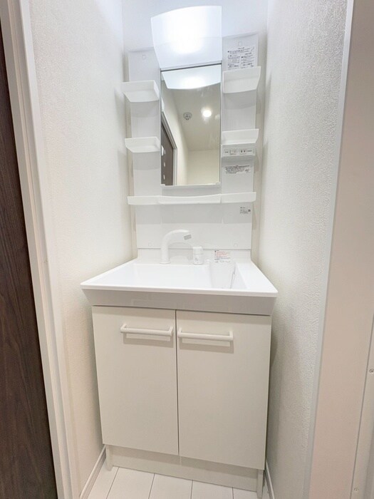 物件内観写真11　(洗面)