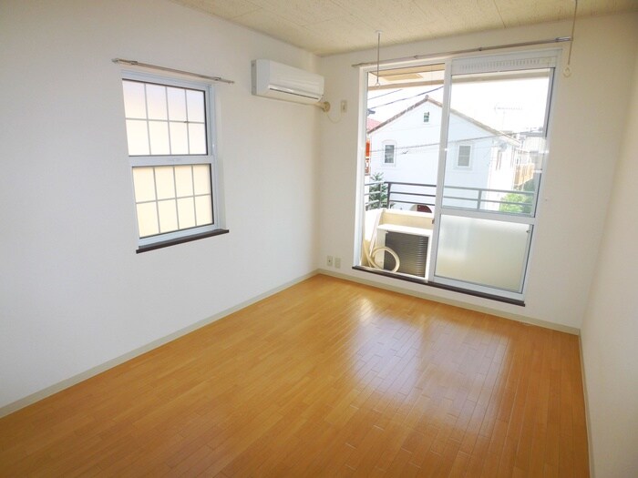 物件内観写真7　(居室)