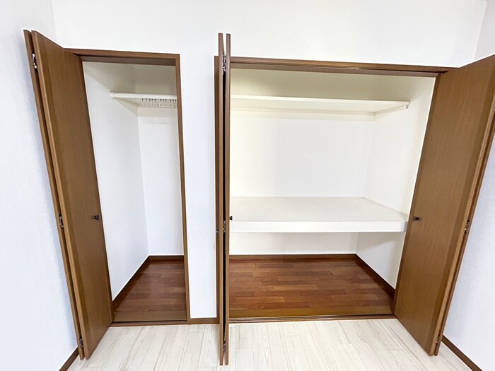 物件内観写真11　(収納)