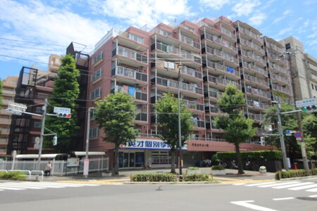 ﾗｲｵﾝｽﾞﾏﾝｼｮﾝ東品川(204)外観写真