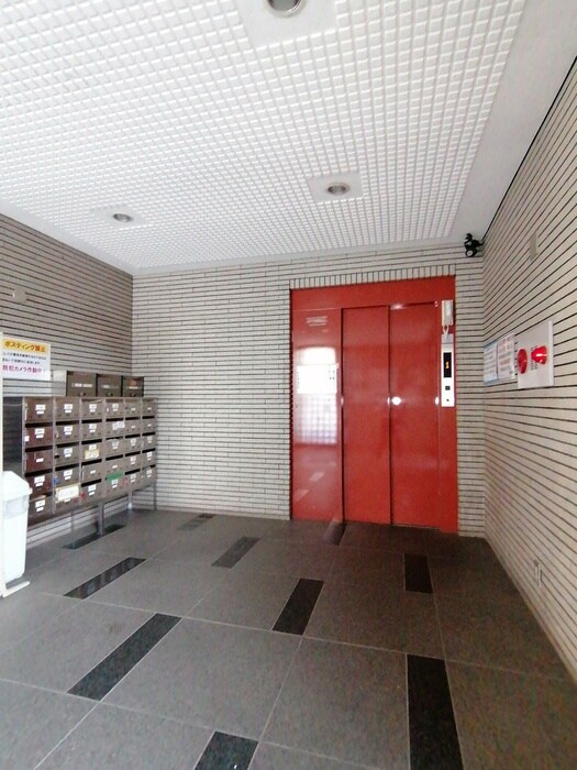 物件外観写真4　(建物設備)