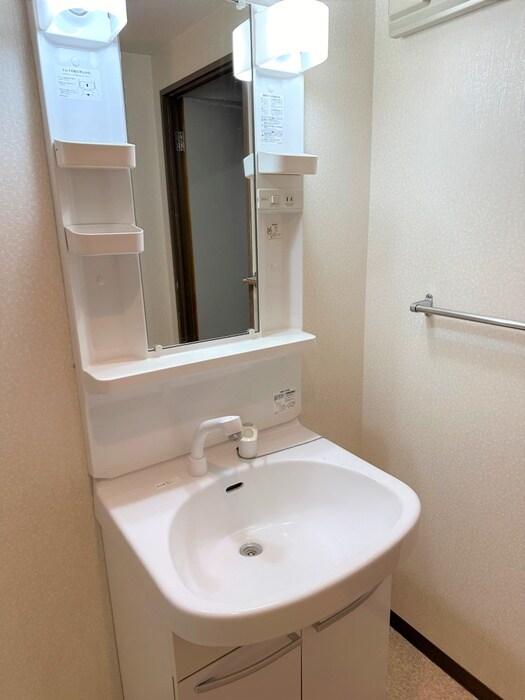 物件内観写真11　(洗面)