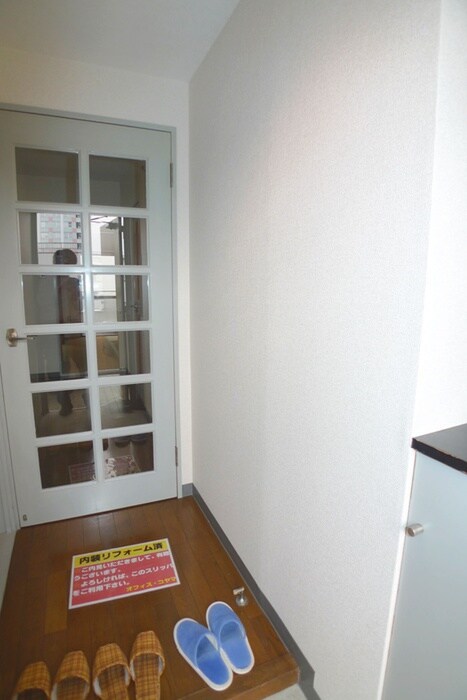 物件内観写真15　(玄関)