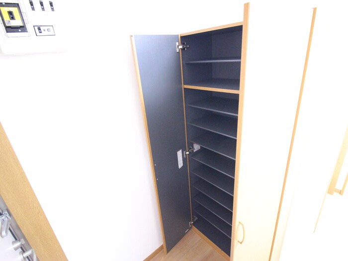 物件内観写真19　(靴箱)