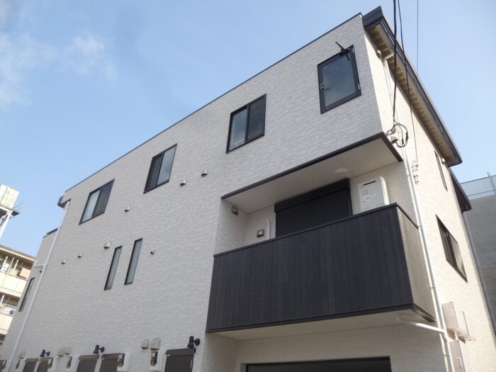 物件外観写真2　(外観写真)