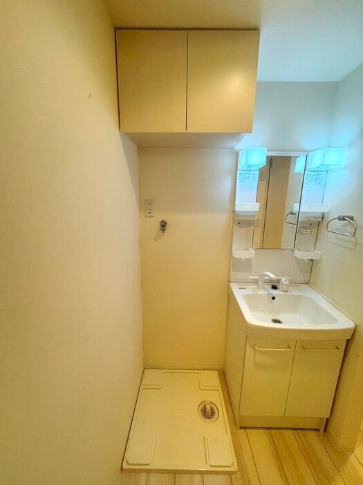 物件内観写真9　(洗濯機置場)