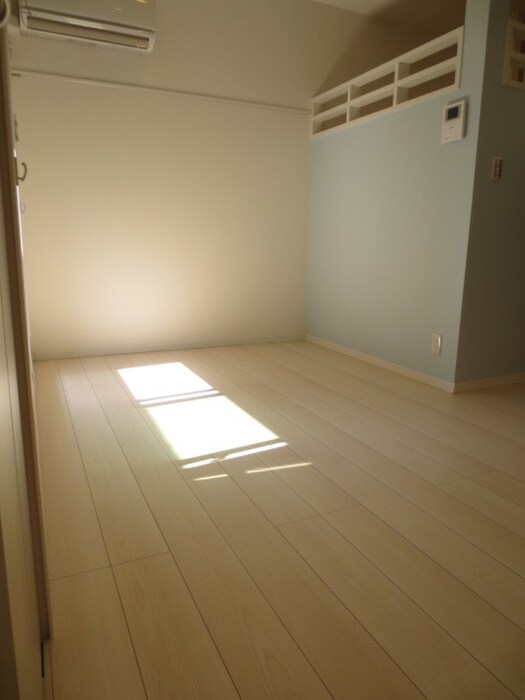 物件内観写真4　(居室)