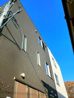 Colored Square中野坂上外観写真