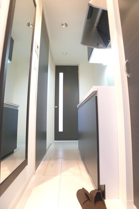 物件内観写真7　(玄関)