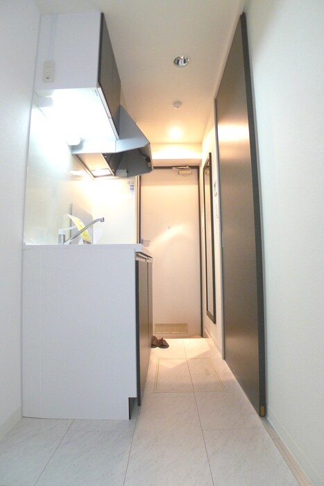 物件内観写真16　(廊下)