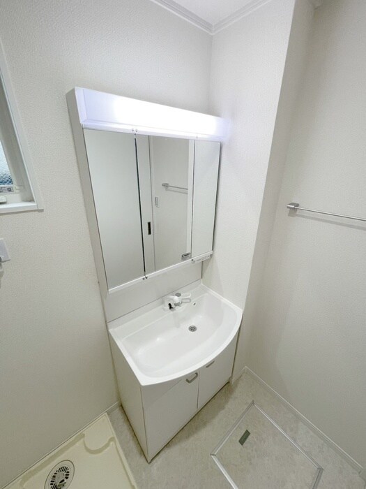 物件内観写真15　(洗面)