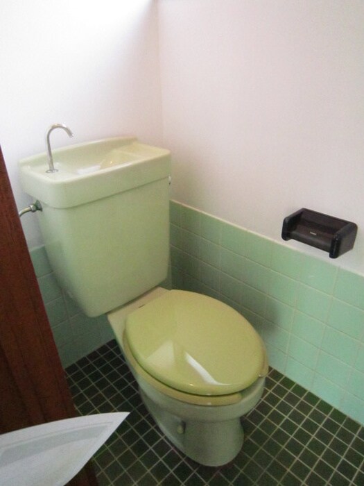 物件内観写真6　(トイレ)