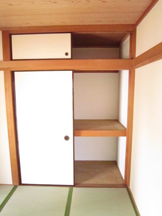 物件内観写真11　(収納)