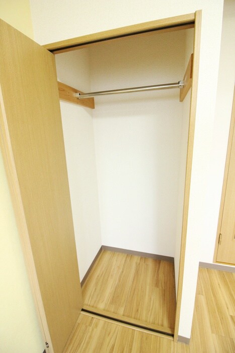 物件内観写真10　(収納)