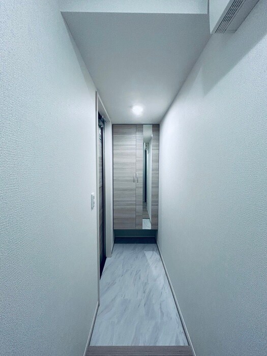 物件内観写真17　(玄関)