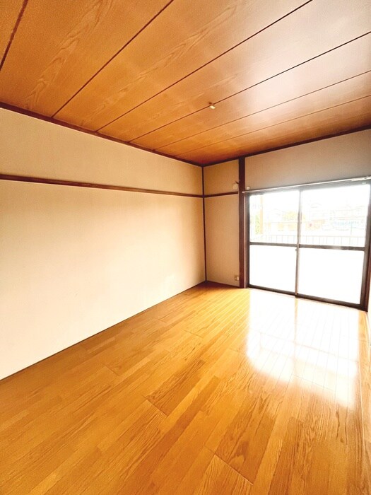 物件内観写真8　(居室)