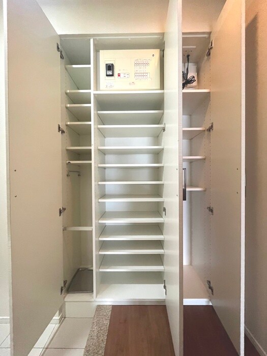 物件内観写真16　(靴箱)