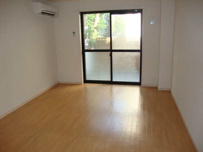 物件内観写真5　(居室)