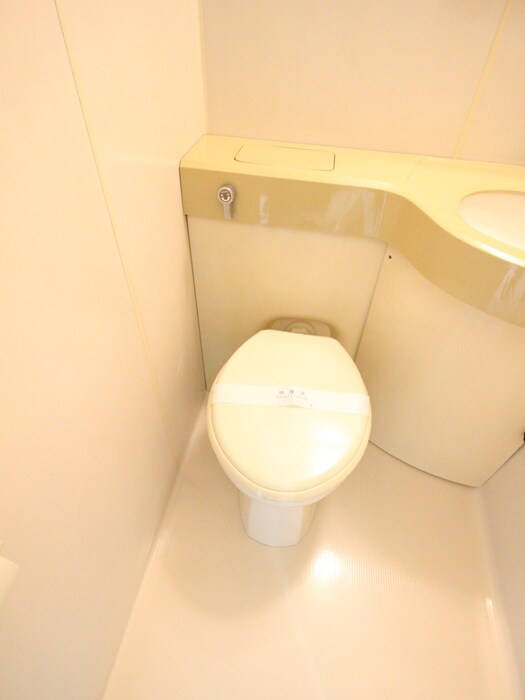 物件内観写真9　(トイレ)