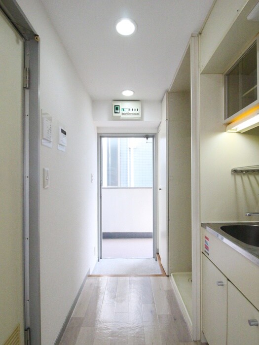 物件内観写真17　(廊下)