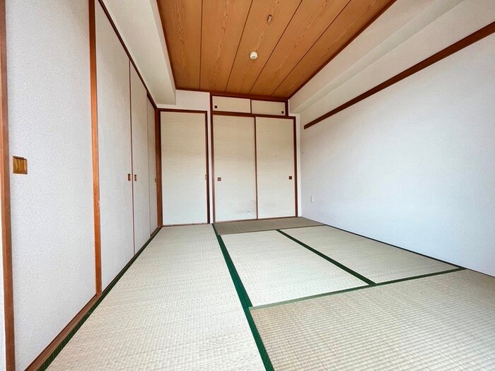 物件内観写真16　(居室)