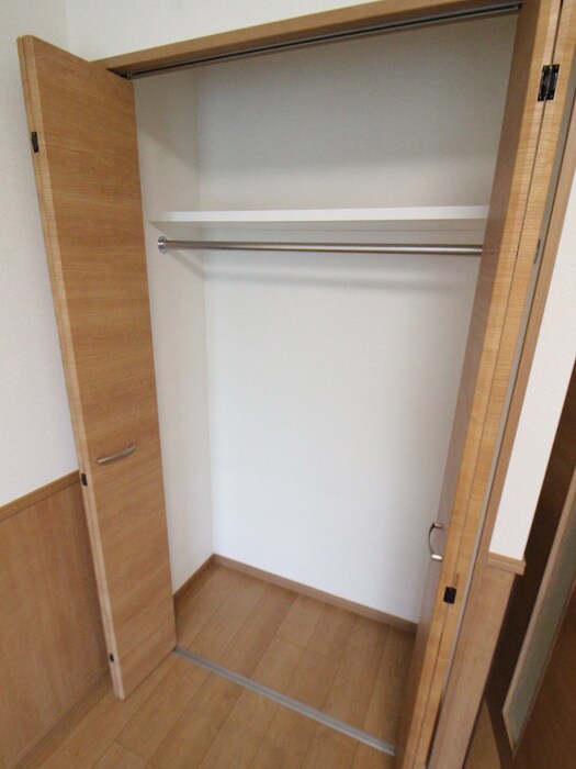 物件内観写真11　(収納)