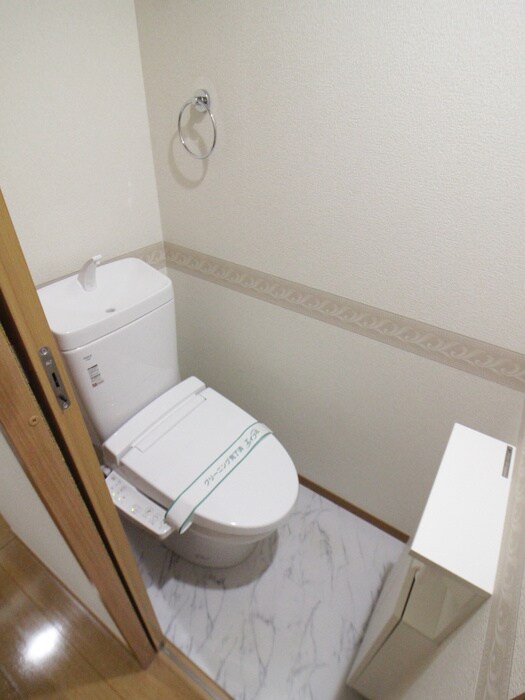 物件内観写真15　(トイレ)