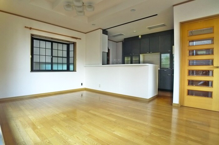 物件内観写真9　(居室)