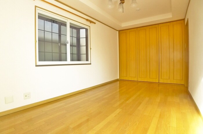 物件内観写真11　(居室)