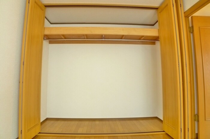 物件内観写真14　(収納)