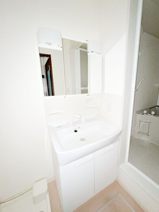 物件内観写真11　(洗面)