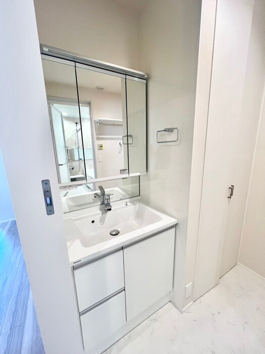 メゾン・ド・シャルムの洗面