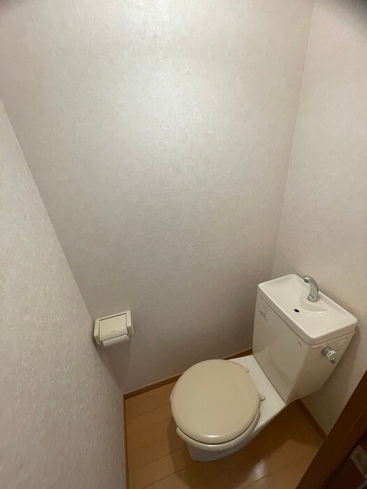 若尾レジデンスのトイレ