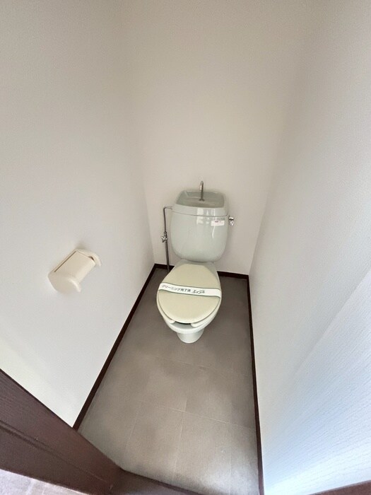 物件内観写真14　(トイレ)