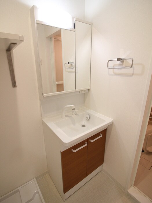 物件内観写真12　(洗面)