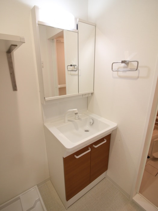 物件内観写真12　(洗面)