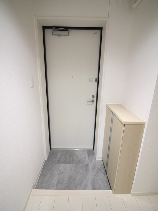 物件内観写真14　(玄関)
