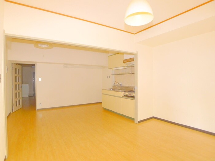 物件内観写真8　(居室)