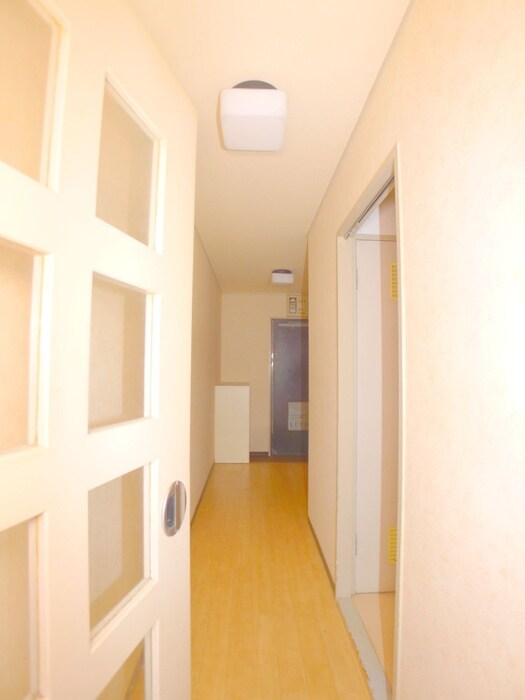 物件内観写真17　(廊下)
